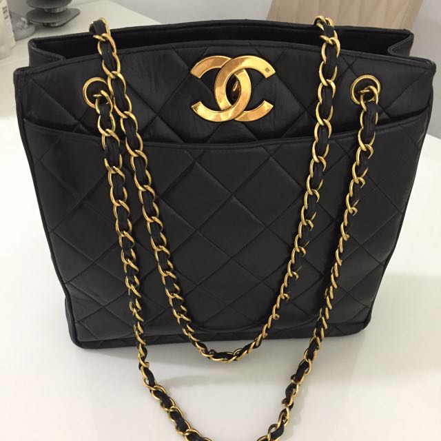 chanel large leather tote handbag