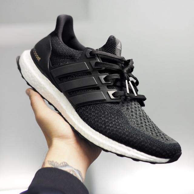 ultra boost black 2.0