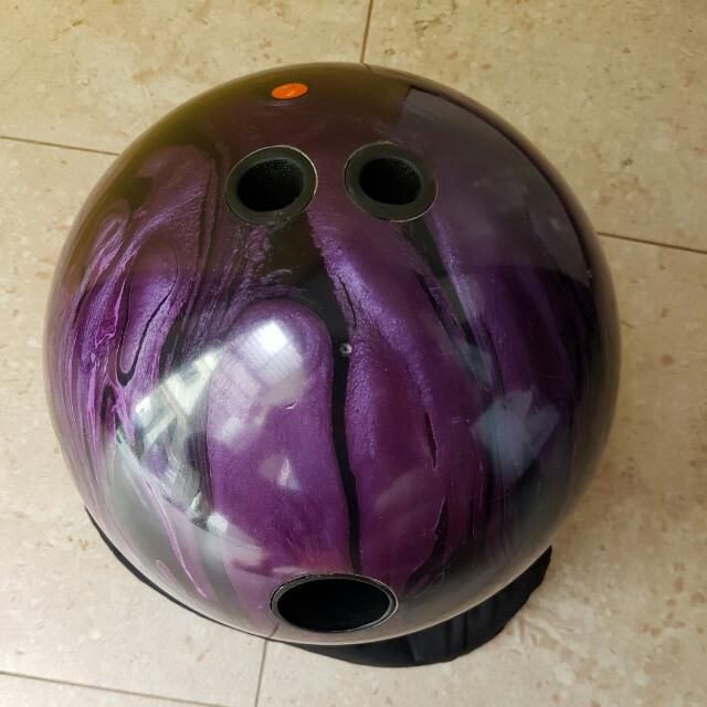 Bowling Ball Motiv Octane Light 15lbs First Drill No Balance Hole. Condition 9.5 10 Seldom Used. Looking at 110. Sports Equipment Sports Games Billiards Bowling on Carousell