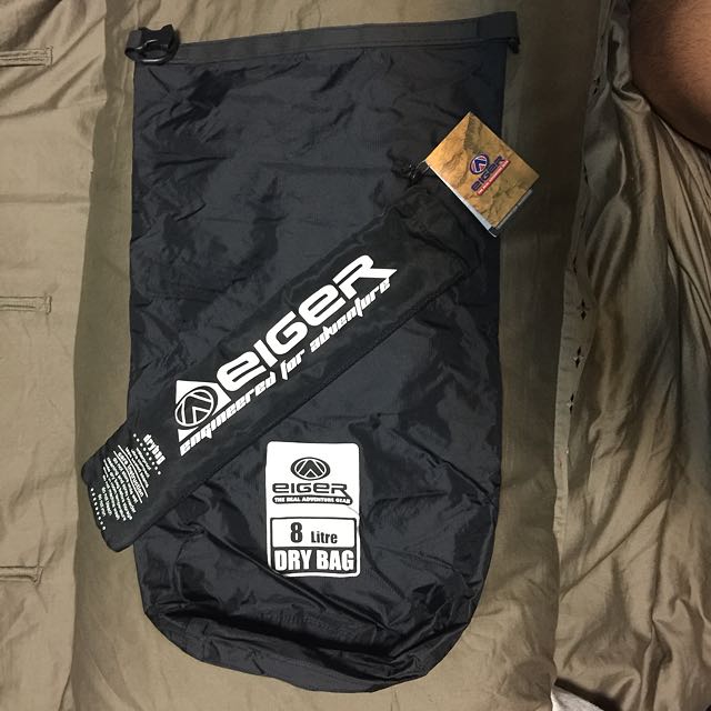 Eiger Dry Bag 8 Litres Sports Sports Games Equipment On