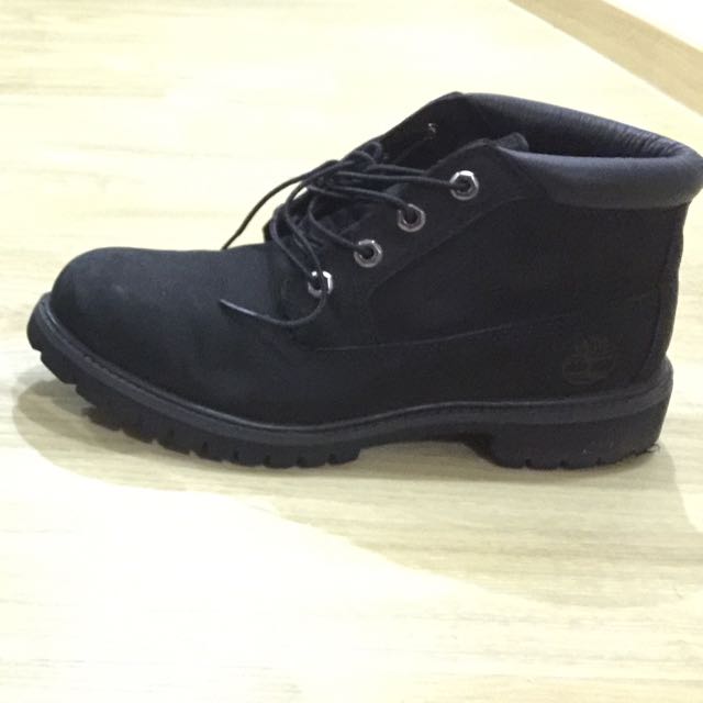 low cut black timberland boots