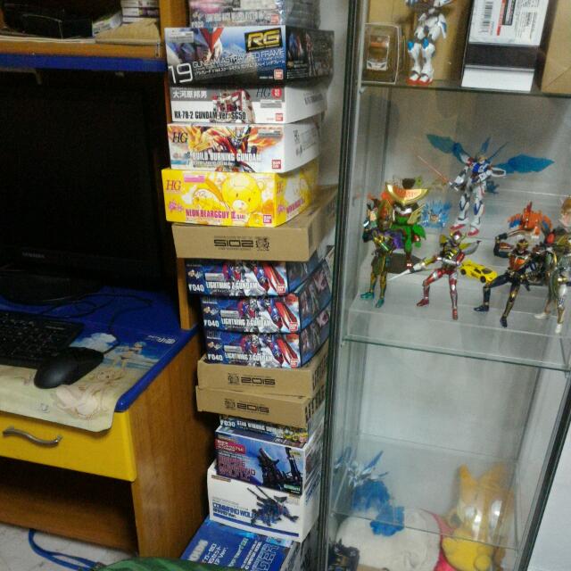 Get Wallpaper Assorted Gundams Zoids Model Kits Toys Games Bricks Free