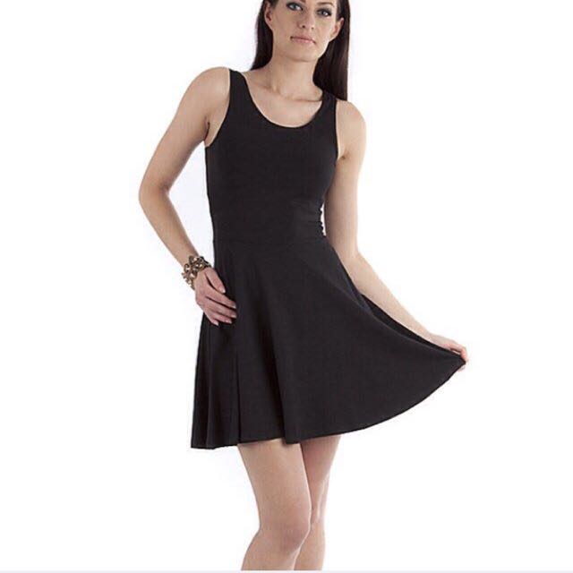 Factorie Black Skater Dress Women s Fashion Dresses Sets Dresses on Carousell