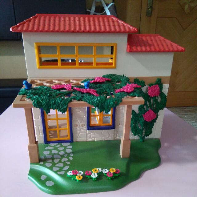 modern house playmobil