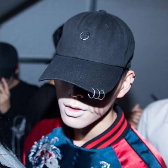 R Shemiste Ringed Baseball Cap Men S Fashion Watches Accessories Caps Hats On Carousell