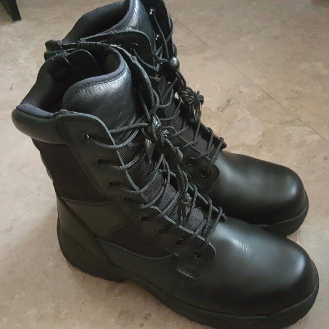 safety boots with zipper