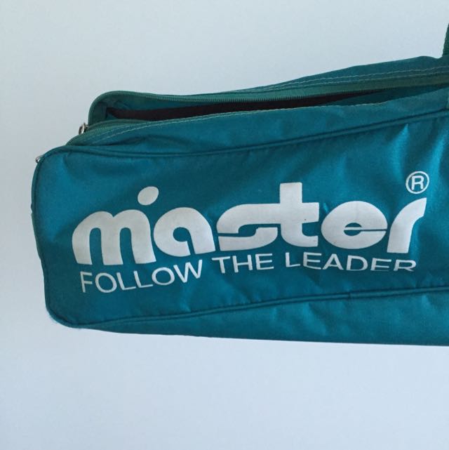 BADMINTON BAG! (Category: Sports Equipment - Others) located in Melbourne. Submitted by ansos (Listing ID 68474289, Image 2). Description: .