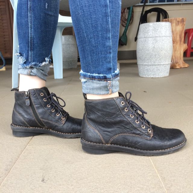 Clarks nikki north top
