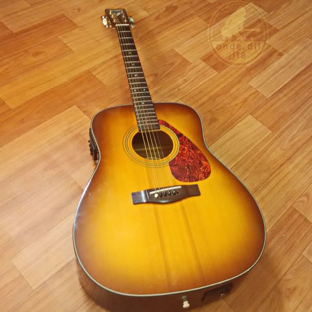 Yamaha F335 Sb With Preamp Ori, Musik & Media, Alat di  