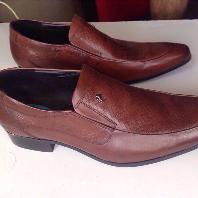 Alain Delon Leather Brown Shoes Men S Fashion Footwear On Carousell