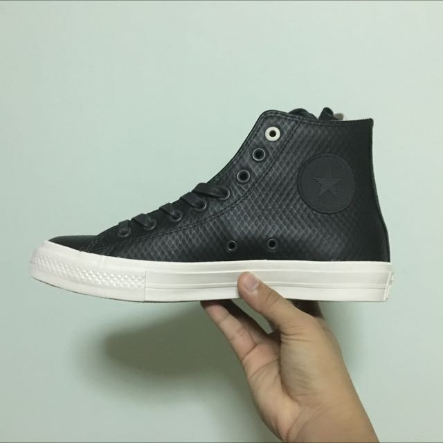 Converse Chuck Taylor All Star II Mesh-Backed Leather High Top, Men's  Fashion, Footwear, Sneakers on Carousell