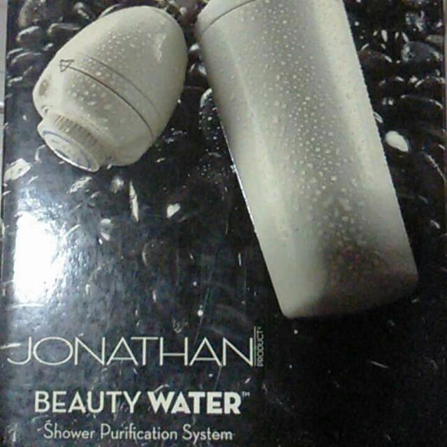 Jonathan Beauty Water (Category: Face Care) located in Mandaluyong City. Submitted by marsell21 (Listing ID 68686472, Image 1). Description: .