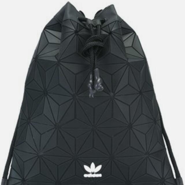 Adidas bucket gym sack best sale