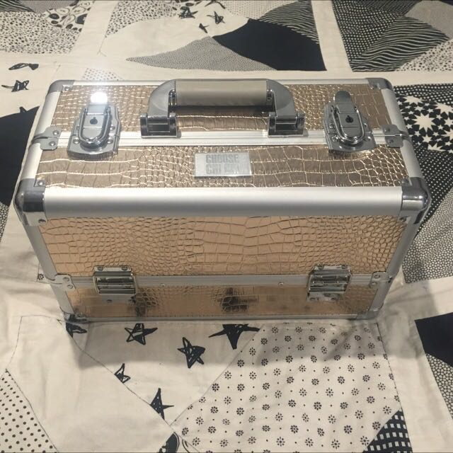 Chi Chi Make Up Case Off 65 Wuuproduction Com