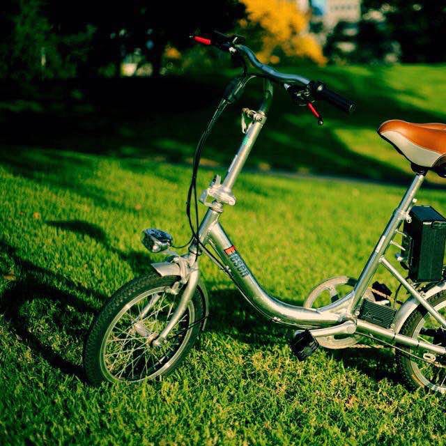 ELECTRIC BIKE (Category: Sports Equipment - Others) located in Melbourne. Submitted by brandden (Listing ID 68901789, Image 2). Description: .