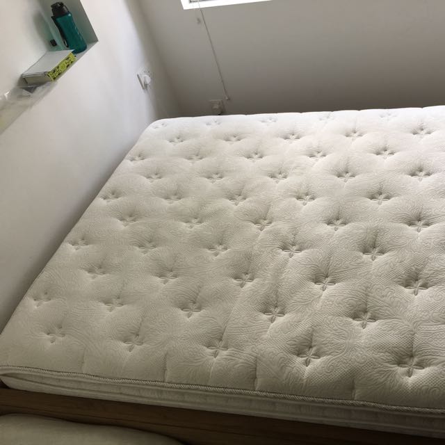Dunlopillo Duchess Queen Mattress, Furniture & Home Living, Furniture