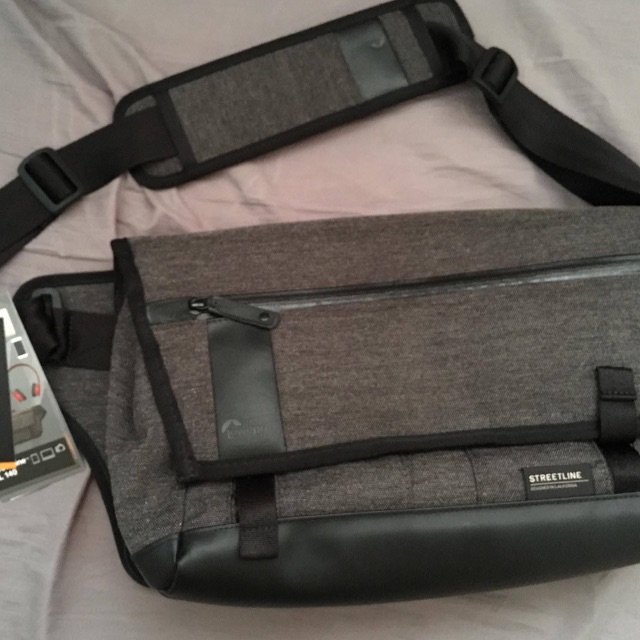 lowepro streetline 140