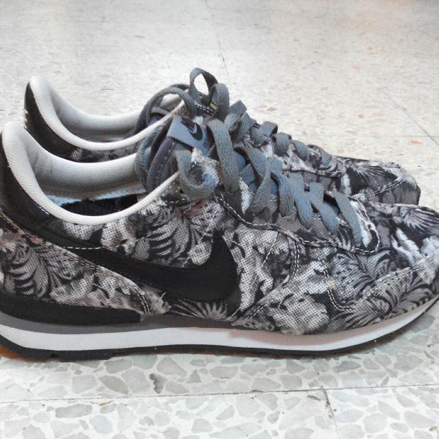 custom floral nike shoes