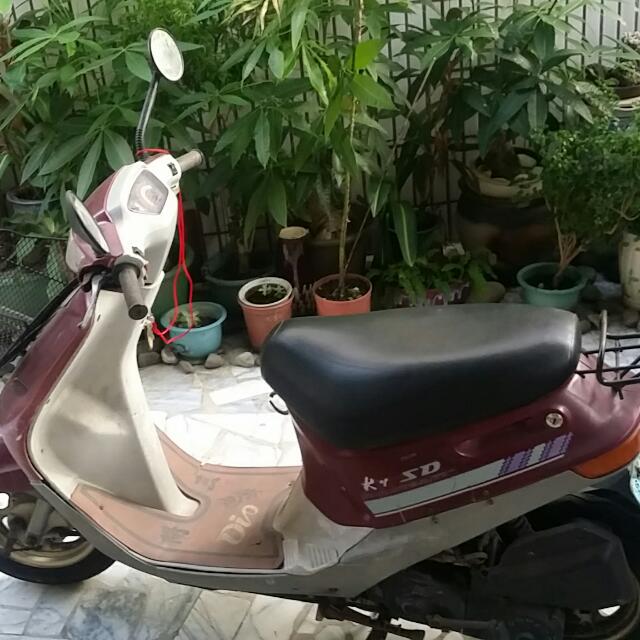 三陽dio 50cc 24年回憶老車 機車在旋轉拍賣