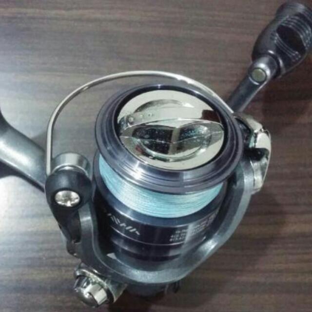 Daiwa Crossfire 00 3bi Spinning Fishing Reel Sports Equipment Fishing On Carousell Daiwa Crossfire 00 3bi Spinning Fishing Reel Sports Equipment Fishing On Carousell