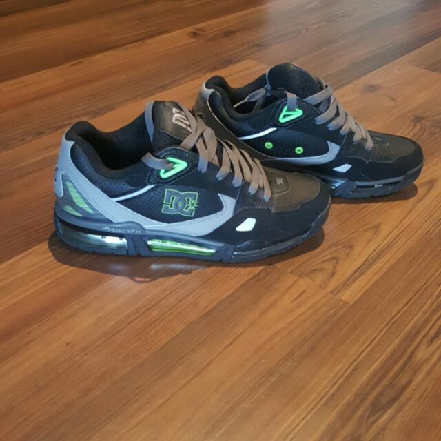 dc shoes size 10