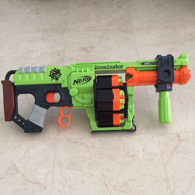 nerf zombie strike doominator blaster toy