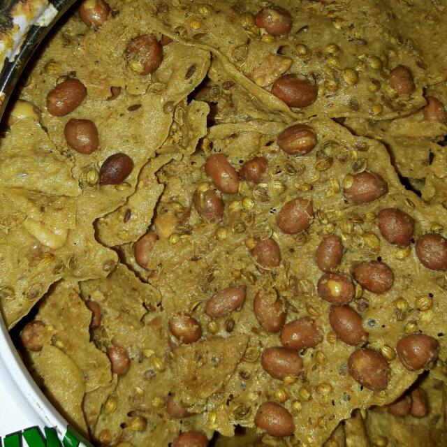 Rempeyek Full Of Kacang Ikan Bilis Food Drinks Packaged Instant Food On Carousell