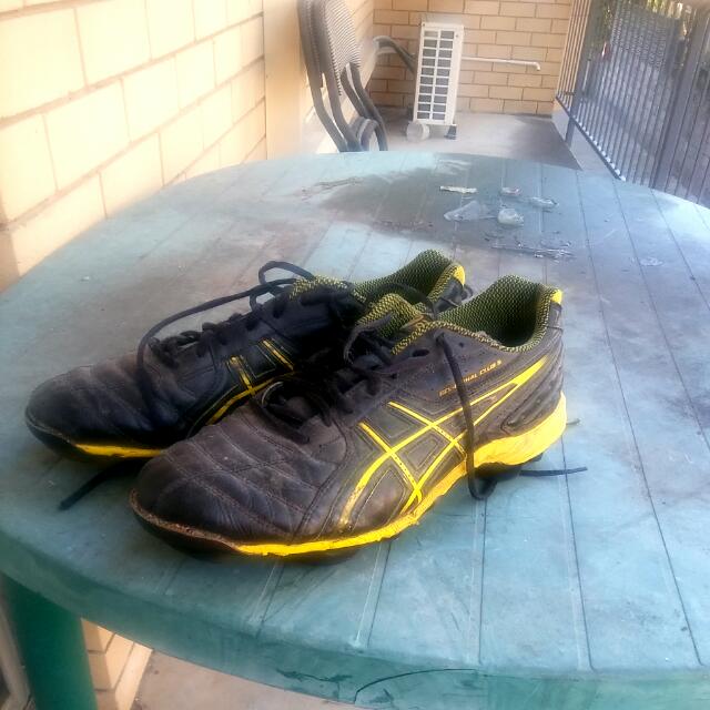 asics touch football shoes