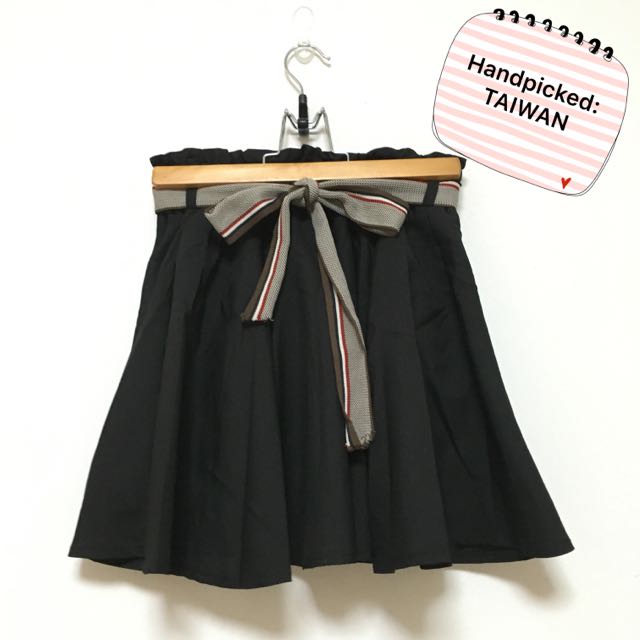 Black mini deals swing skirt