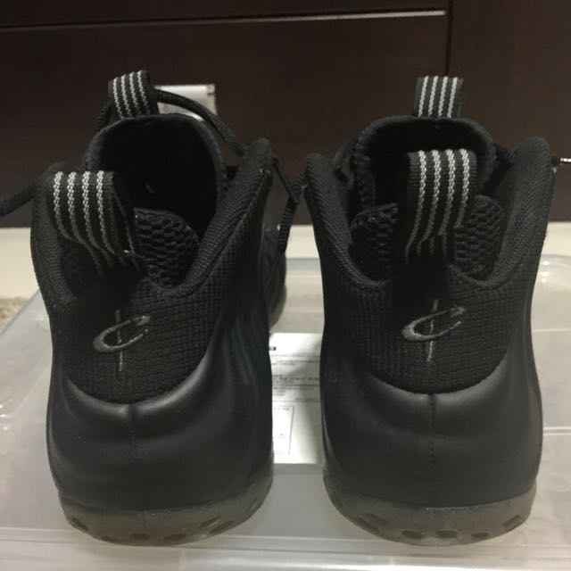 Nike Air Foamposite One Stealth, Women's Fashion, Footwear, Sneakers on  Carousell