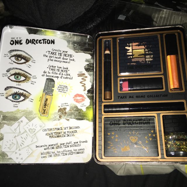 One Direction Makeup Box Health Beauty Makeup On Carousell