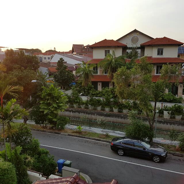 Fully Furnished / Aircon Room / Free Wifi for rent On Level 3 Of A