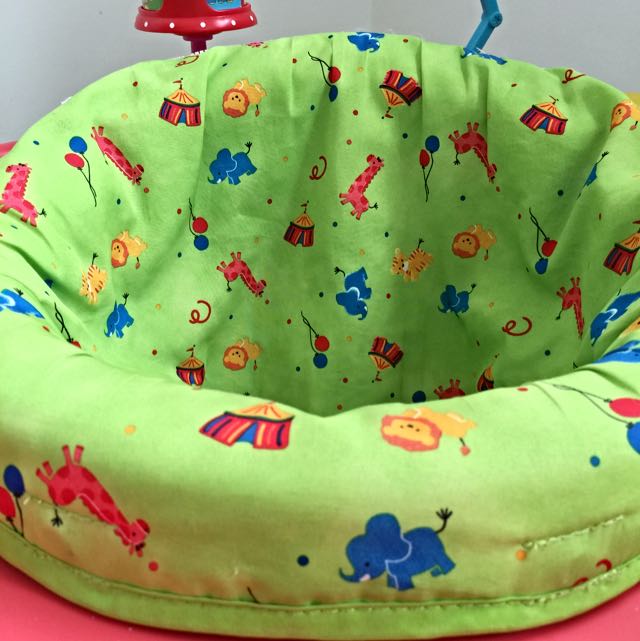 (Reserved) Good condition Evenflo Delux Exersaucer, Babies & Kids