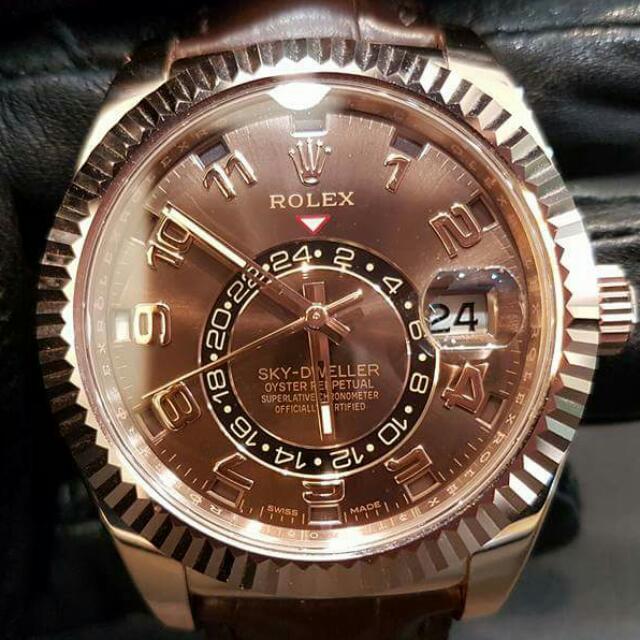 Preowned Rolex Oyster Perpetual Sky Dweller 326135 Full Solid 18ct Everose Gold 42mm Men Watch Luxury Watches On Carousell