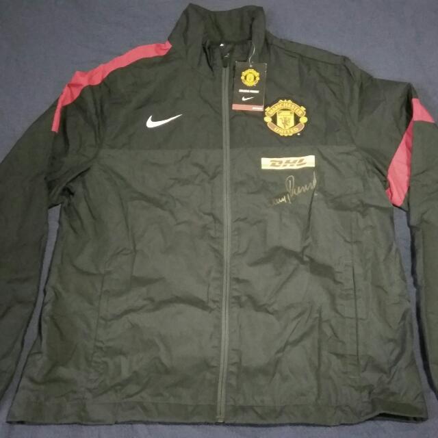 manchester united jacket singapore