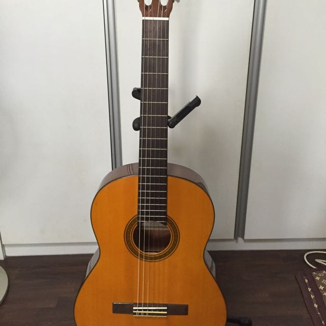 Yamaha CG101A Classical Guitar, Hobbies & Toys, Music & Media, Musical