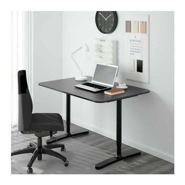 Bekant Ikea Desk, 傢俬＆家居, 傢俬, 書櫃、櫃子及架 Carousell
