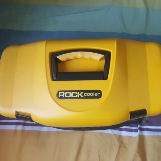 ROCK COOLER Box with FM/AM Radio, Audio, Portable Music Players on ...