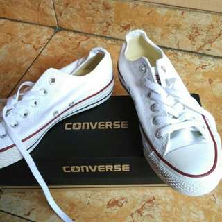 Original Converse Chuck Taylor All Star Sneakers - Putih