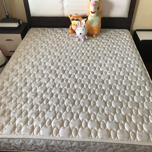 7 Inch Seahorse Diamond mattress!, Furniture & Home Living, Furniture