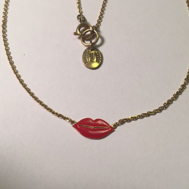 Red on sale lips necklace