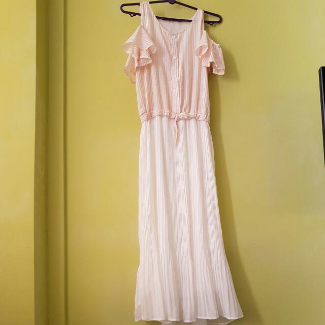 Offshoulder Pastel Dress, Women's Fashion, Dresses & Sets, Dresses on