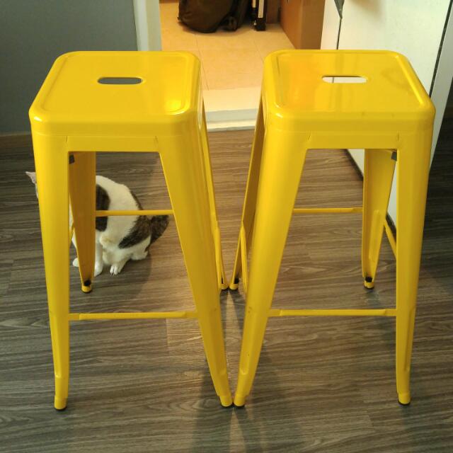 Solid Bar Stools, Furniture & Home Living, Furniture, Chairs on Carousell