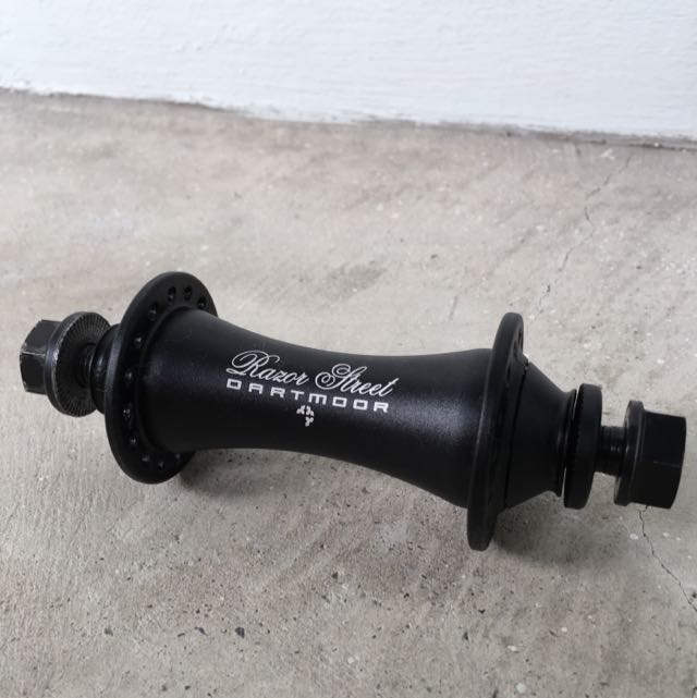 Dartmoor Razor Street Front Hub, Sports Equipment, Bicycles & Parts