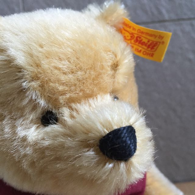 steiff pooh bear