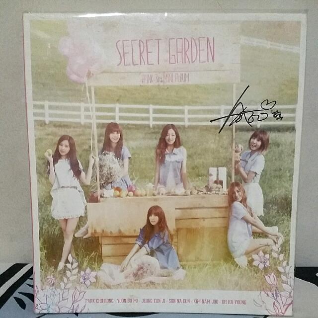 Signed Album Apink Secret Garden K Wave Di Carousell