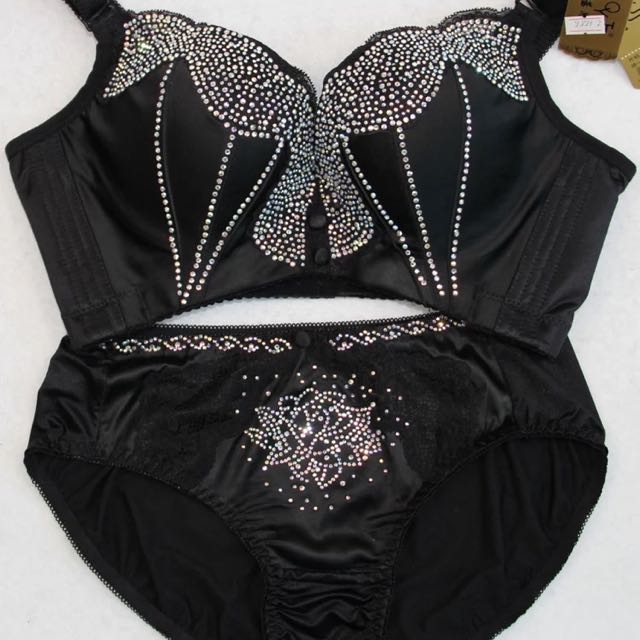 diamond bra and panty set