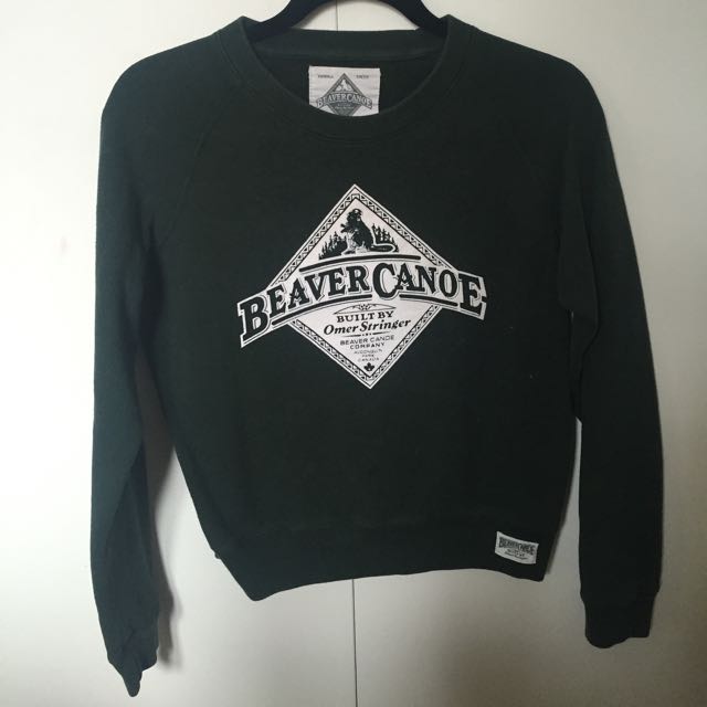Green Roots Beaver Canoe Sweater, Women's Fashion, Clothes on Carousell