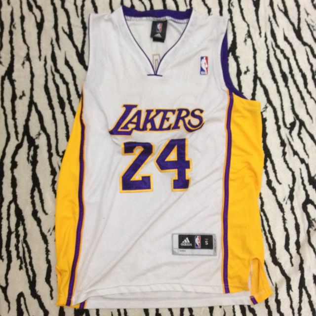kobe bryant original jersey