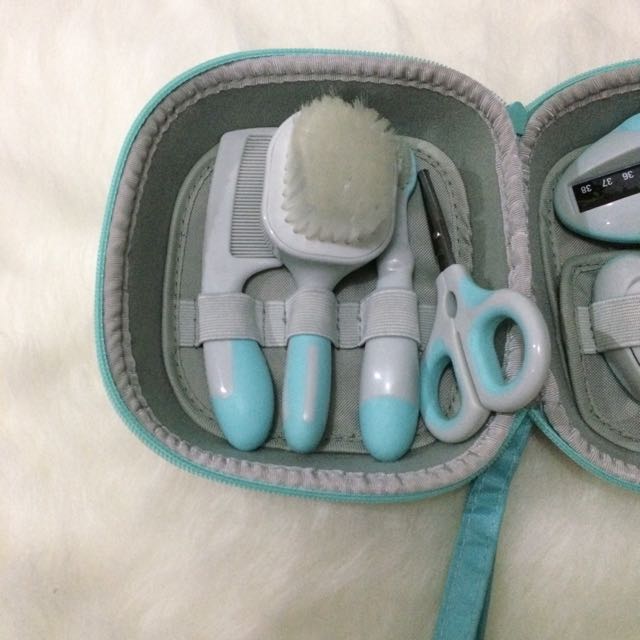 mothercare deluxe grooming set